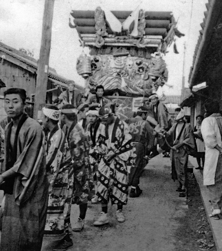 大久保町西講中の2代目布団太鼓（昭和30年～40年代）